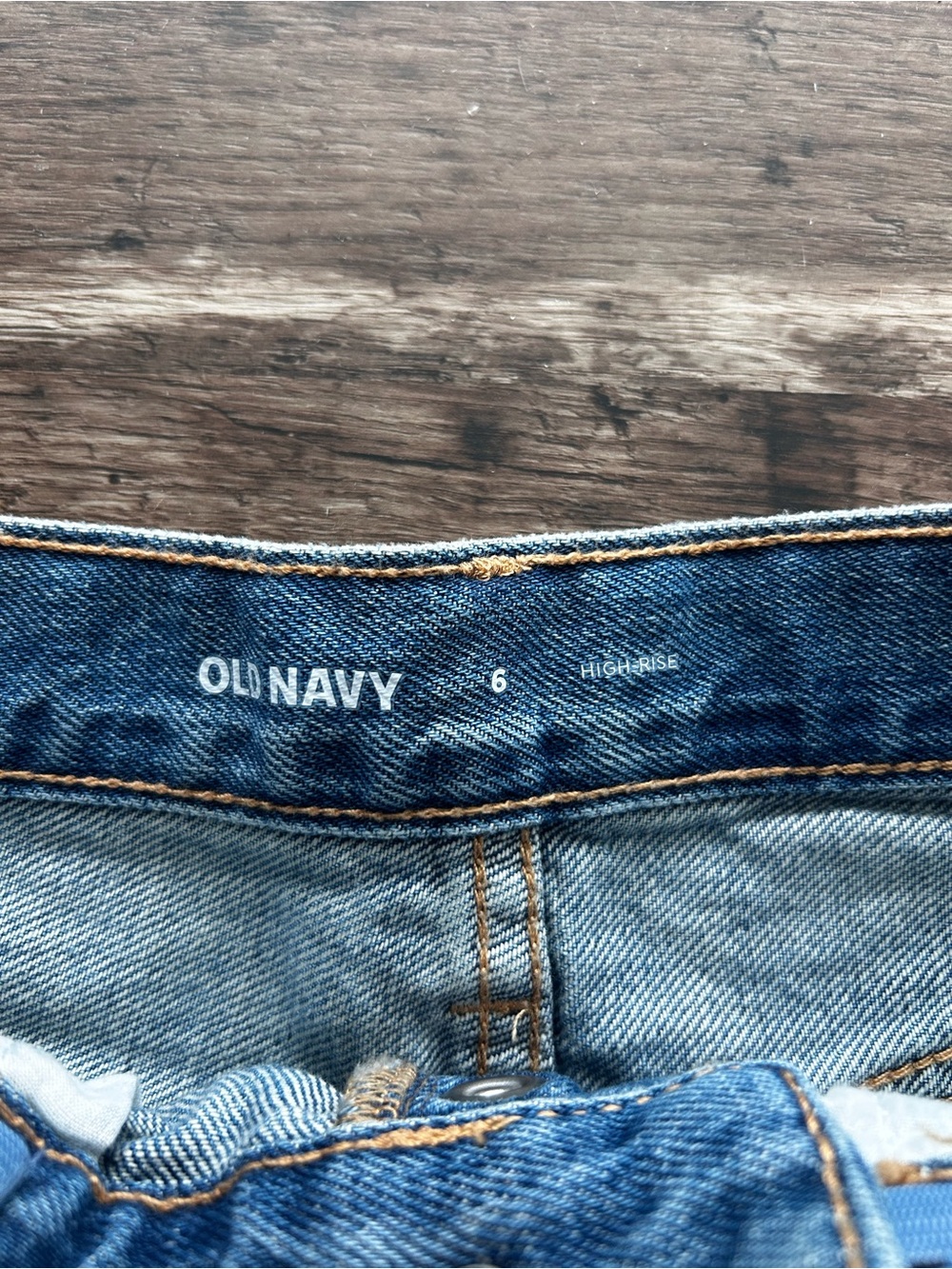Old Navy | Kids Shorts - Picture 3 of 4